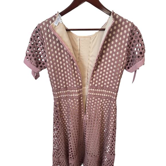 IVY CITY CO. Vera Midi Dress Mauve Mommy & Me Size Medium Eyelet Bows Romantic - Picture 7 of 8